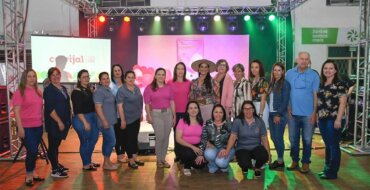 Secretaria de Saúde de Mormaço realiza palestra show alusiva ao Outubro Rosa