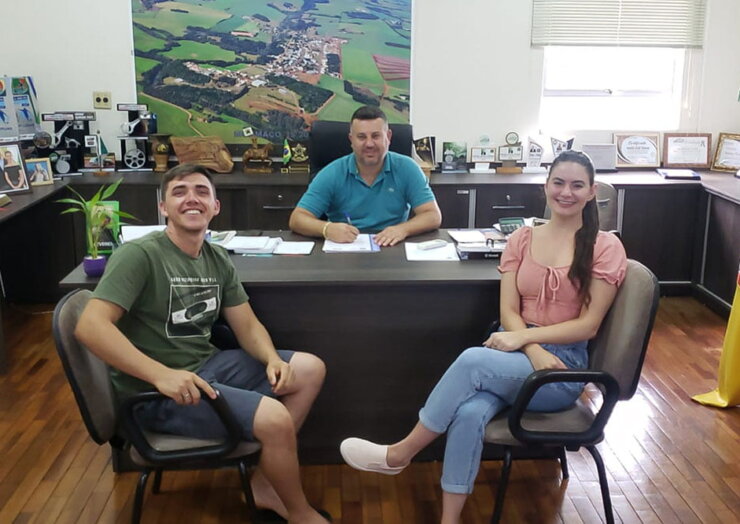 Prefeito de Mormaço anuncia transporte universitário gratuito para 2023