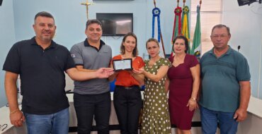 Medalha amigo da Brigada Militar é entregue durante aniversário de 32 anos de Mormaço