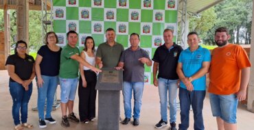 Mormaço inaugura sistema de energia renovável no parque municipal